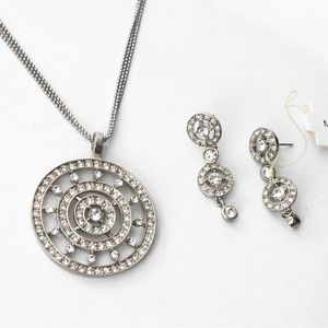 Faux diamond jewelry set medallion style necklace & drop earrings silver